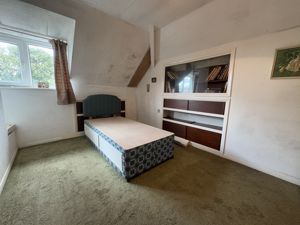 Photo 25- click for photo gallery